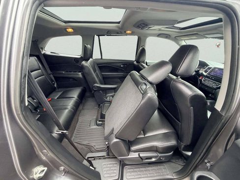 Used 2017 Honda Pilot Elite image 33