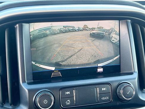 Used 2022 GMC Canyon Elevation image 13