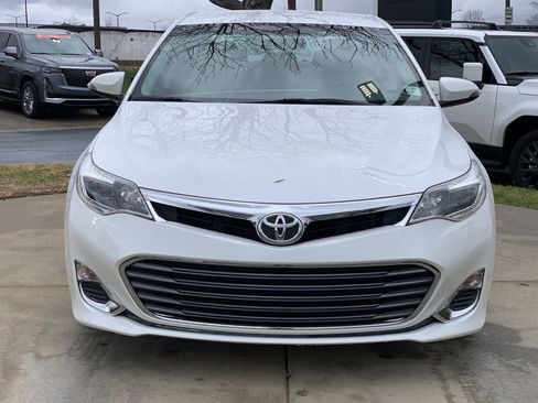 Used 2015 Toyota Avalon XLE image 3