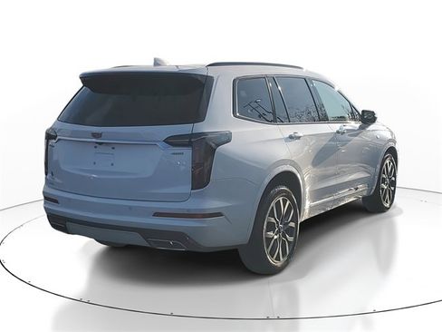 Certified 2023 Cadillac XT6 Sport w/ LPO, Floor Liner Package image 4