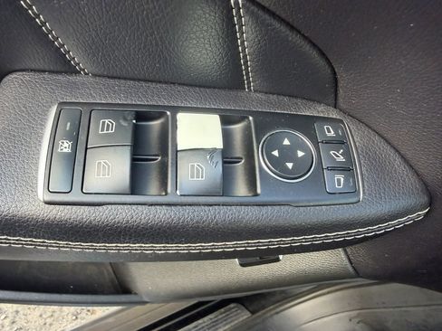 Used 2016 Mercedes-Benz GL 450 4MATIC image 23