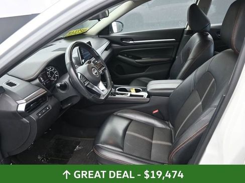 Used 2024 Nissan Altima 2.5 SR image 18