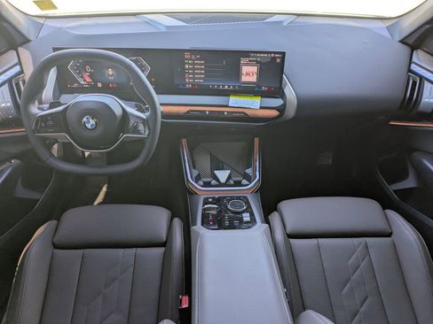 Used 2025 BMW X3 xDrive30i w/ Convenience Package image 16