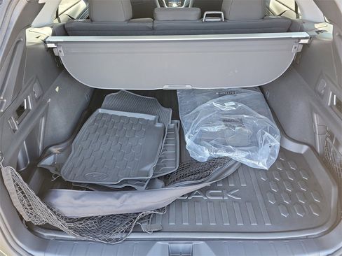 Certified 2025 Subaru Outback Premium image 8