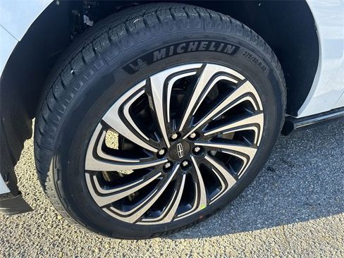 New 2025 Lincoln Navigator Black Label image 10