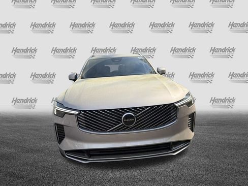 New 2026 Volvo XC90 B5 Core image 3