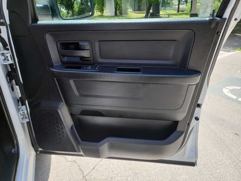 Used 2015 RAM 1500 Tradesman RWD image 29
