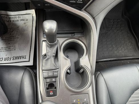 Used 2021 Toyota Camry SE w/ Cold Weather Package image 35