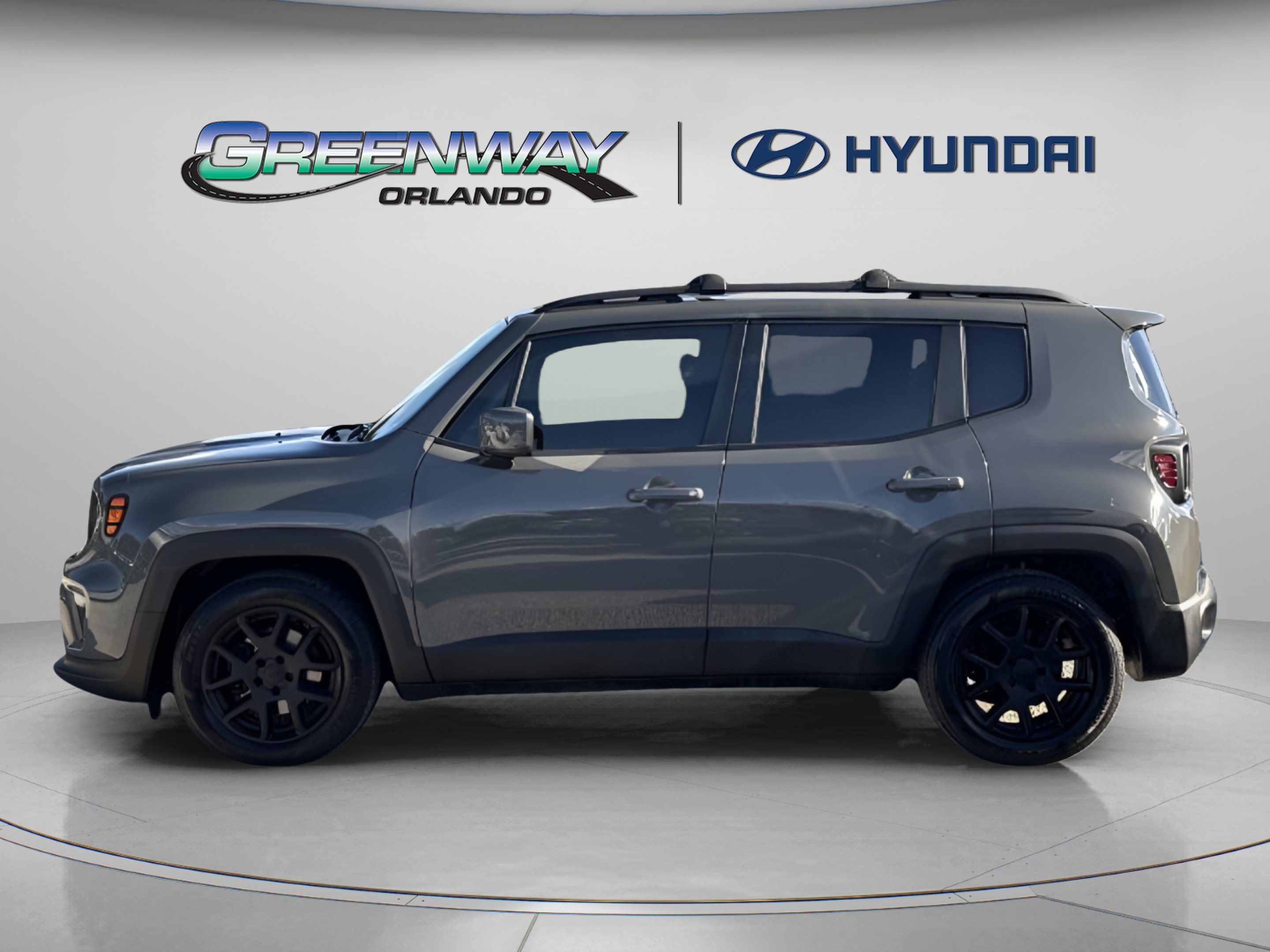 Used 2020 Jeep Renegade Latitude w/ Popular Equipment Group FWD image 4
