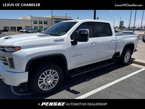 Used 2021 Chevrolet Silverado 2500 High Country AWD/4WD image 1