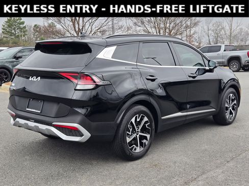 Used 2025 Kia Sportage EX w/ Premium Package image 7