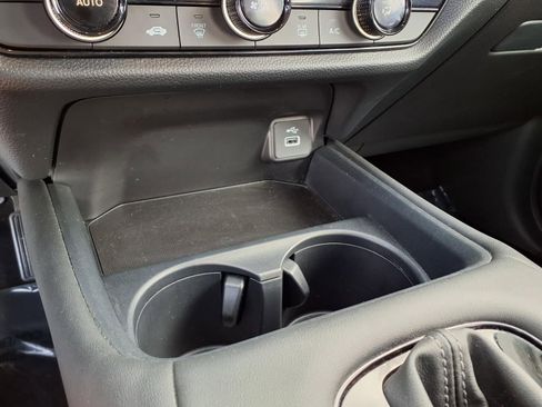 Used 2023 Honda HR-V LX image 20