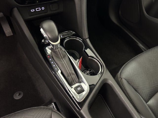 Used 2023 Buick Encore GX Essence w/ Experience Buick Package FWD image 19