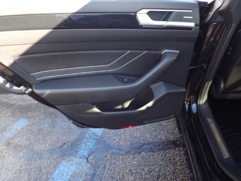 Used 2021 Volkswagen Arteon SEL R-Line image 28