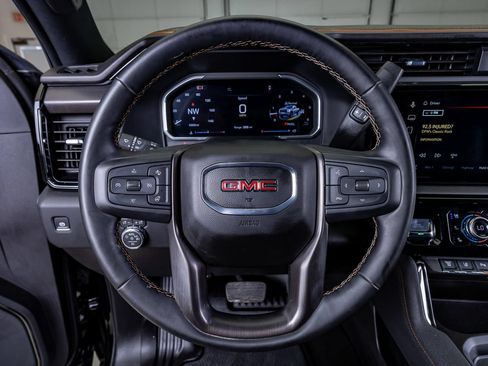 Used 2026 GMC Sierra 2500 AT4 AWD/4WD image 23