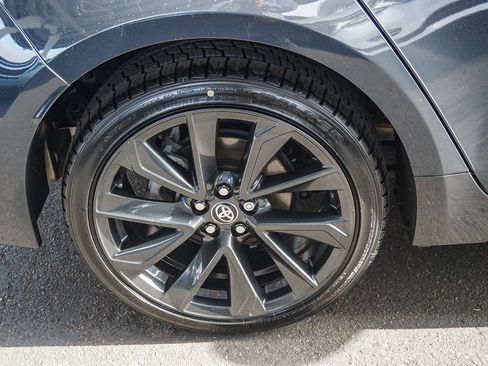 Used 2023 Toyota Corolla SE w/ SE Premium Package FWD image 9