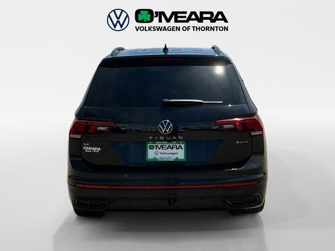 Used 2023 Volkswagen Tiguan SE R-Line AWD/4WD image 4