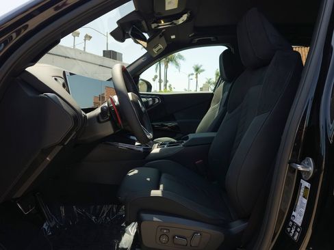 New 2026 BMW X3 M50 w/ Premium Package AWD/4WD image 7
