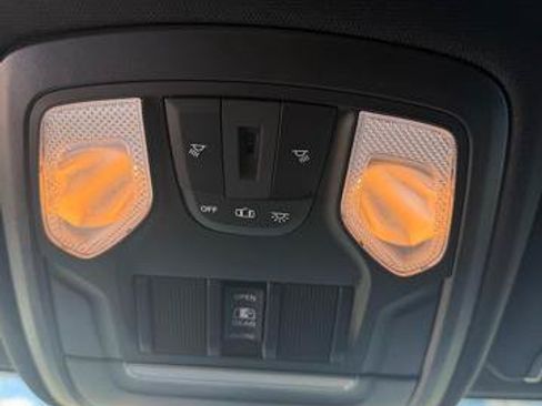 Used 2021 RAM 2500 Tradesman AWD/4WD image 23