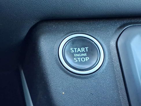 Used 2020 Land Rover Defender 110 HSE image 24