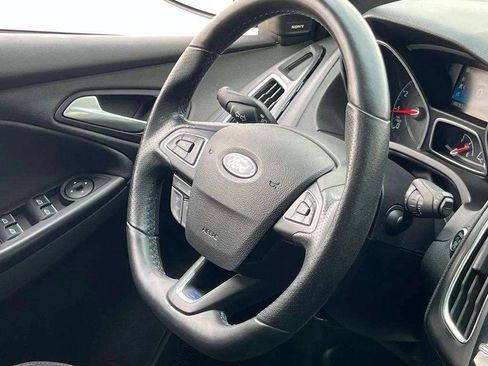 Used 2017 Ford Focus RS AWD/4WD image 29
