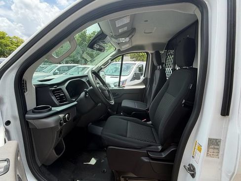 Used 2025 Ford Transit 250 Low Roof w/ Exterior Upgrade Package RWD image 9