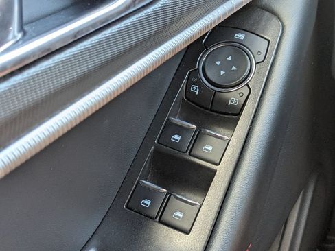 Used 2025 Ford Explorer ST-Line AWD/4WD image 22