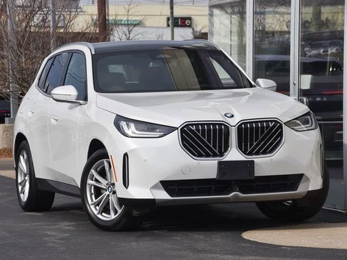 Used 2025 BMW X3 xDrive30i image 5