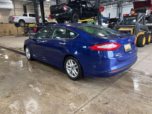 Used 2013 Ford Fusion SE image 8