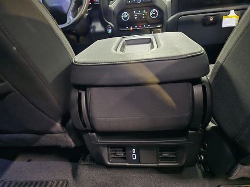 Used 2024 Chevrolet Silverado 1500 Custom w/ Turbomax Blackout Package RWD image 39