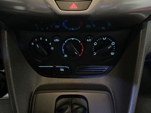 Used 2016 Ford Transit Connect XLT image 30