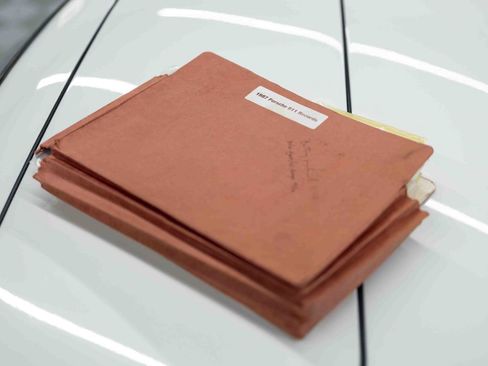 Used 1987 Porsche 911 Carrera RWD image 85