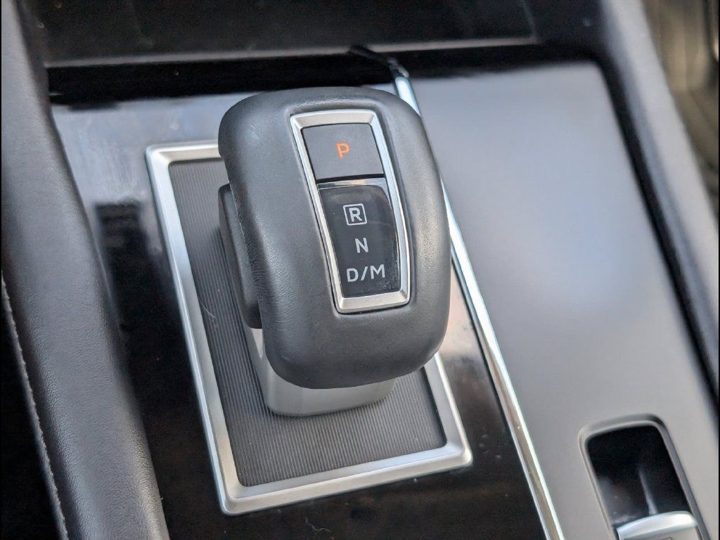 Used 2022 Mitsubishi Outlander SE AWD/4WD image 16
