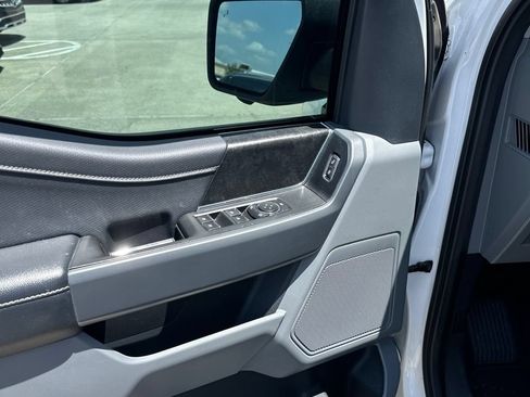 Used 2022 Ford F150 XLT w/ Equipment Group 302A High RWD image 11
