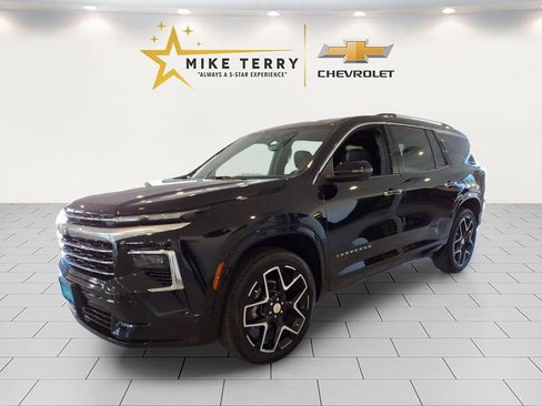 New 2026 Chevrolet Traverse High Country FWD image 1
