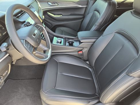 New 2026 Jeep Grand Cherokee Limited AWD/4WD image 11