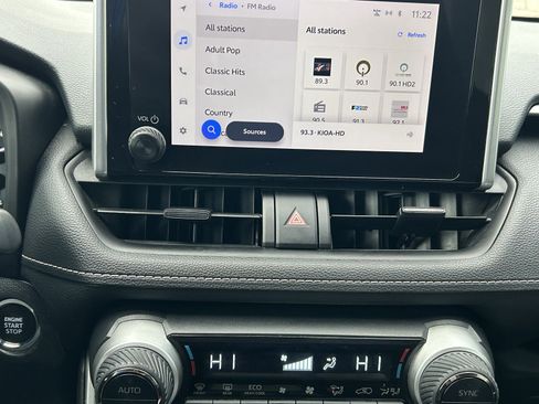 Used 2024 Toyota RAV4 XLE image 28