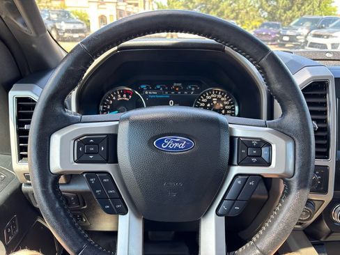 Used 2019 Ford F150 Lariat w/ Equipment Group 502A Luxury AWD/4WD image 29