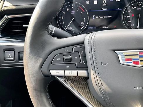 Used 2023 Cadillac XT6 Premium Luxury w/ Platinum Package AWD/4WD image 20