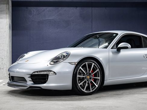 Used 2016 Porsche 911 Carrera S RWD image 31