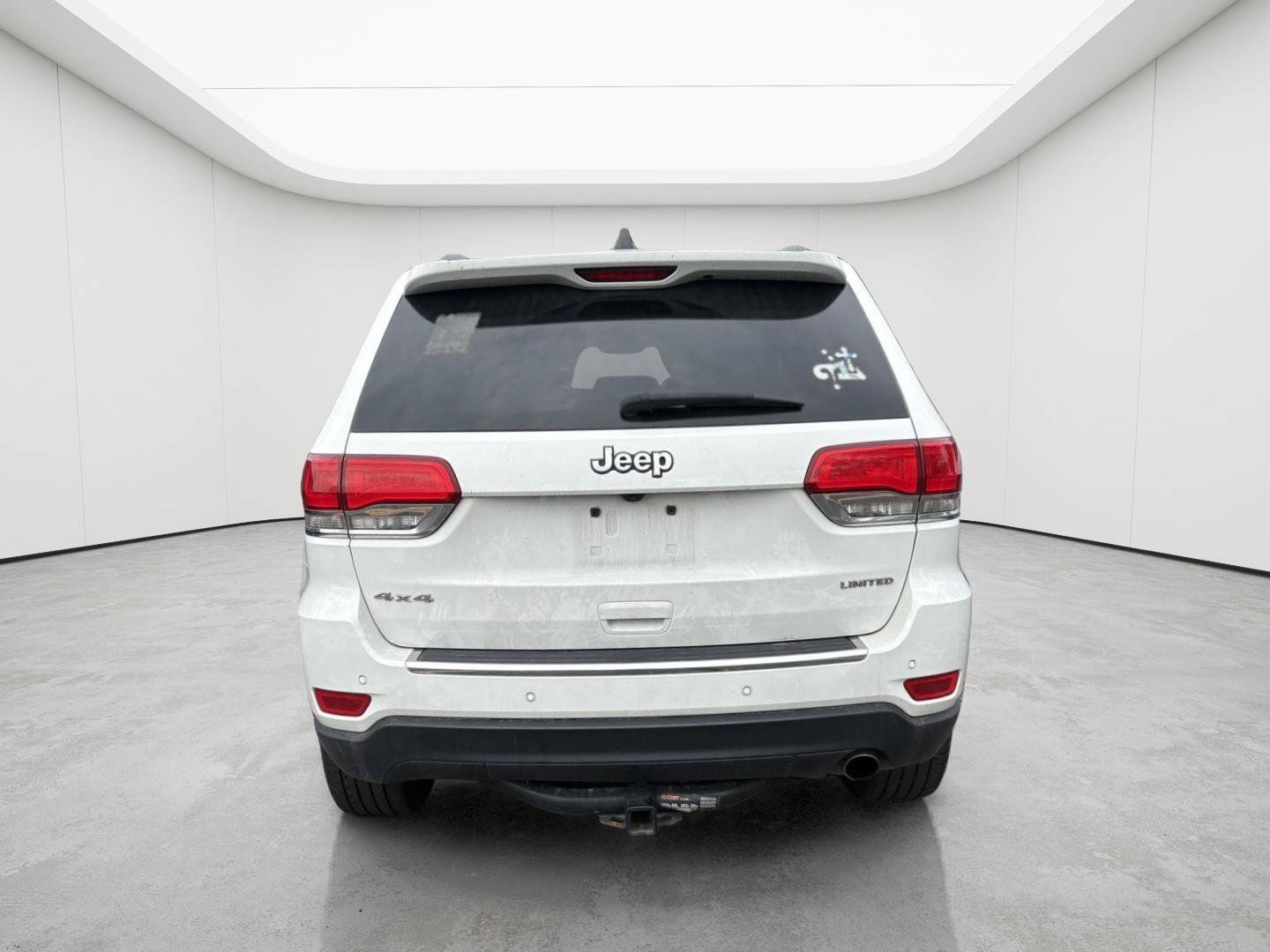 Used 2018 Jeep Grand Cherokee Limited AWD/4WD image 6