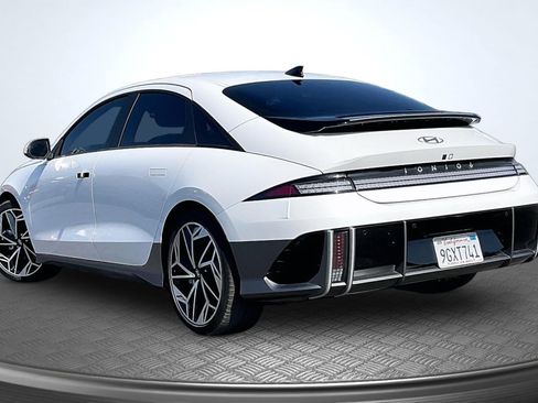 Used 2023 Hyundai Ioniq 6 SEL RWD image 2