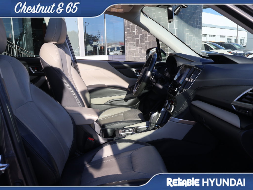 Used 2023 Subaru Forester Limited w/ Popular Package #2 AWD/4WD image 9