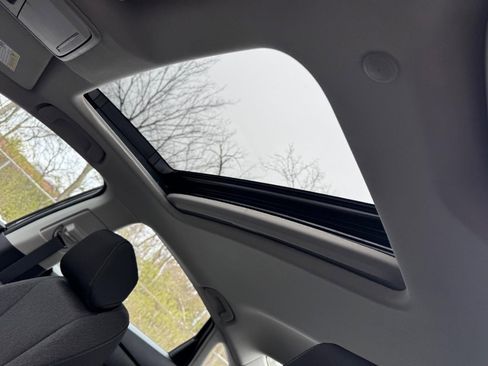 Certified 2025 Honda Accord SE image 20