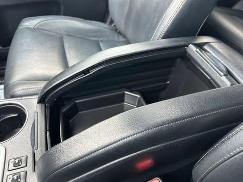 Used 2017 Toyota Highlander XLE AWD/4WD image 75