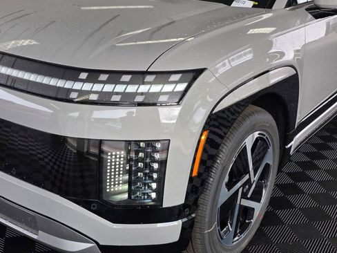 New 2026 Hyundai Ioniq 9 Limited w/ Tow & Go Package image 10