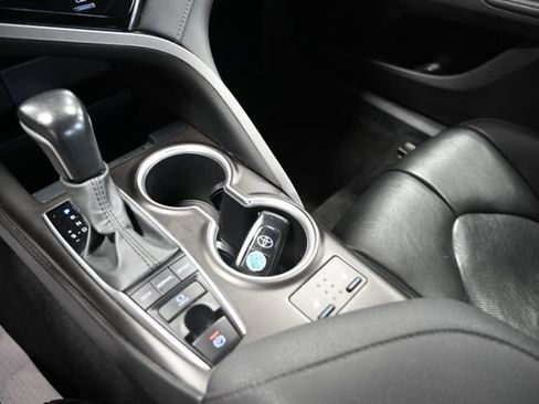 Used 2023 Toyota Camry XLE w/ Cold Weather Package image 19