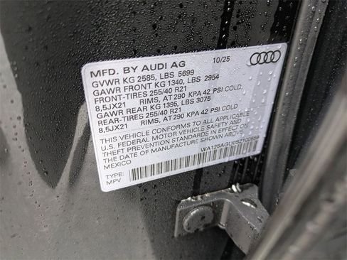 New 2025 Audi SQ5 Premium Plus image 39