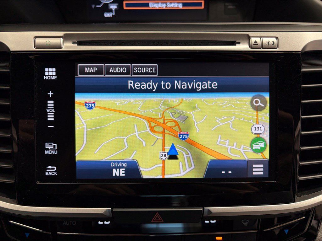 Used 2017 Honda Accord Touring image 21
