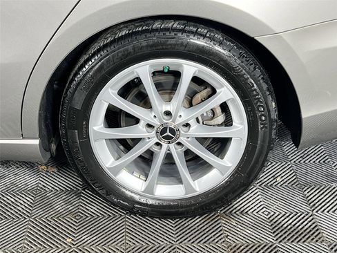 Certified 2019 Mercedes-Benz A 220 4MATIC image 31